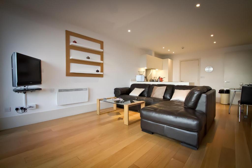 Merchant Quarters Apartments Liverpool Bilik gambar