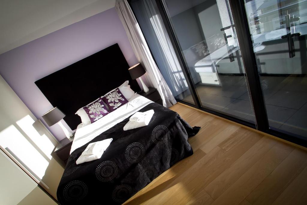 Merchant Quarters Apartments Liverpool Bilik gambar